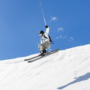 图赫尔回应换下贝林厄姆，黄牌风险下的战术保护，理解球员的沮丧情绪