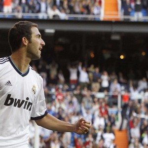 英格兰U21公布11月关键名单，曼城新星刘易斯领衔，贝林厄姆弟弟与吉滕斯入选引关注