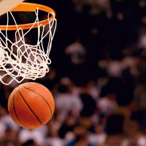 冰球联赛激战正酣，强队对决引爆赛季高潮